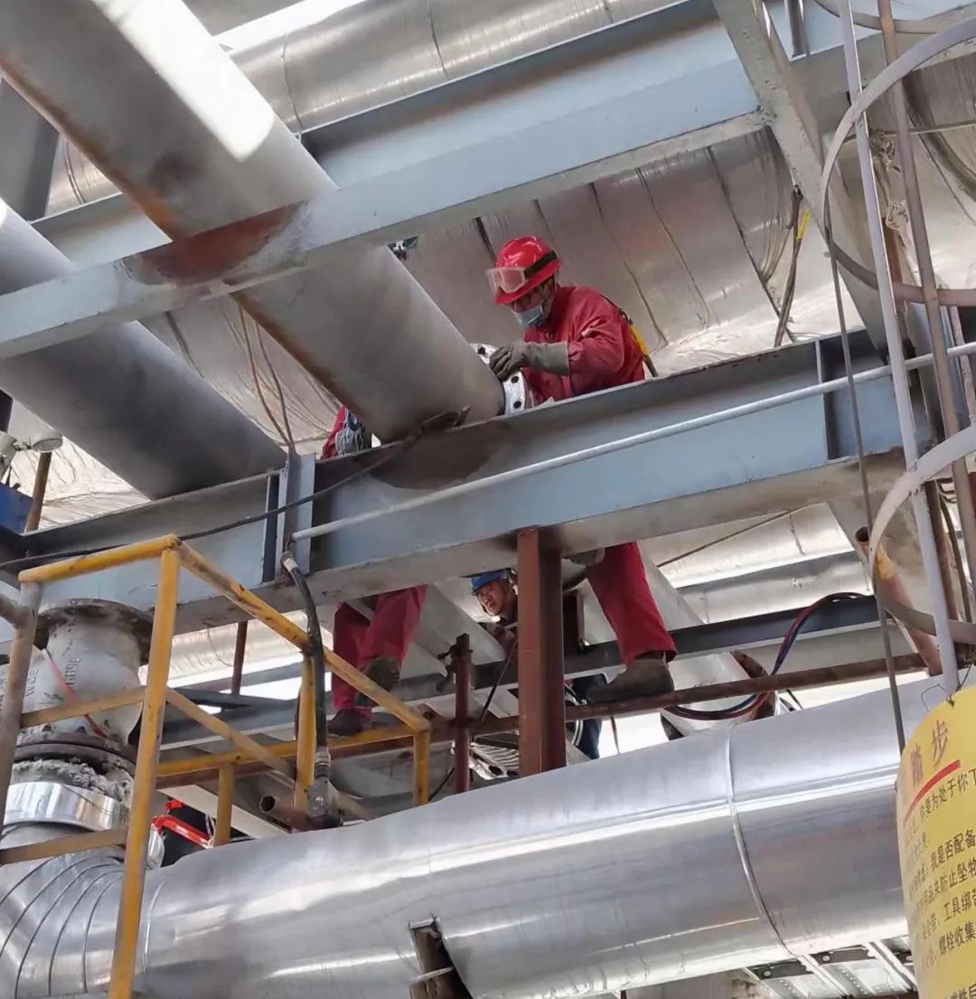 團(tuán)結(jié)一心干勁足 斗志昂揚(yáng)戰(zhàn)檢修(圖3) 圖片