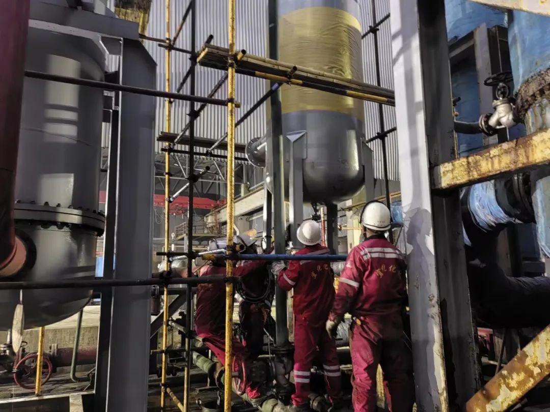 維保頂梁柱 檢修排頭兵(圖3) 維保頂梁柱 檢修排頭兵(圖3)