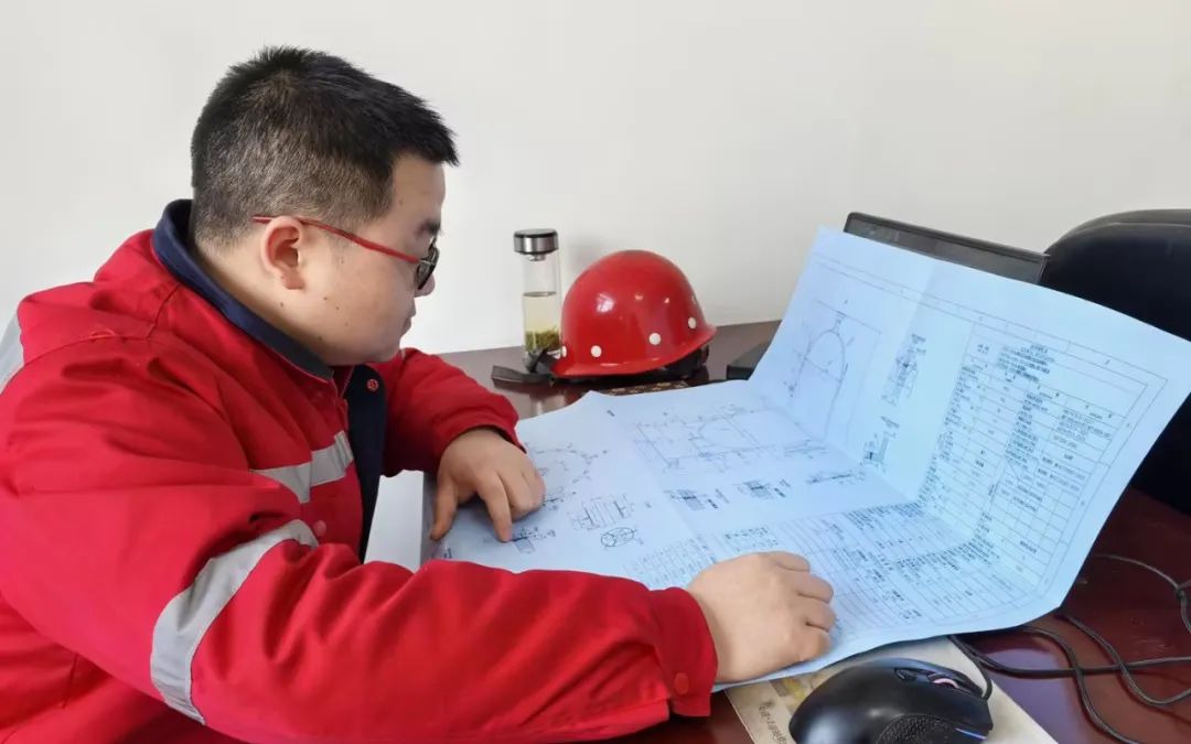 【管理標兵】化機公司黃亞華：扎根一線勤鉆研，履職盡責勇擔當(圖2)