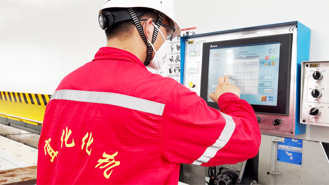 以考促學(xué)強技能 深入一線礪精兵(圖4) 以考促學(xué)強技能 深入一線礪精兵(圖4)