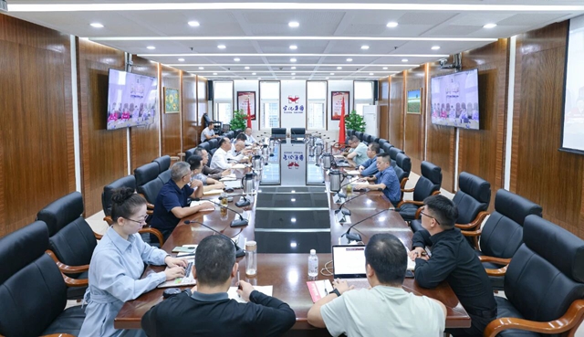 集團(tuán)召開9月份安全例會(huì) 對雙節(jié)期間安全生產(chǎn)工作再安排再部署(圖1) 集團(tuán)召開9月份安全例會(huì) 對雙節(jié)期間安全生產(chǎn)工作再安排再部署(圖1)