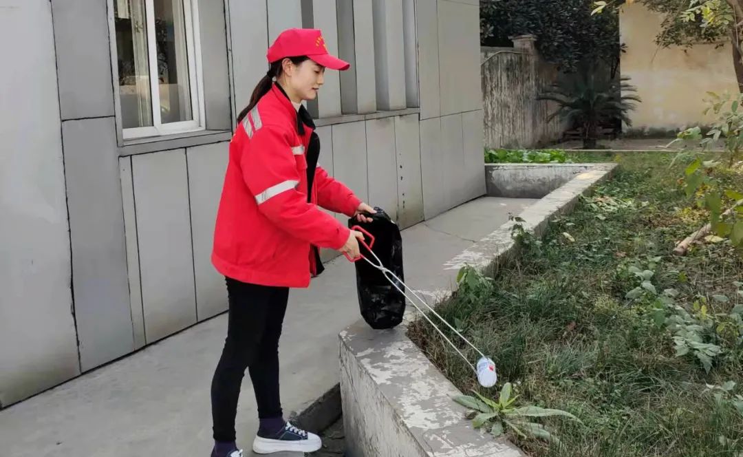 化機公司:爭創文明典范城,志愿服務我先行(圖2) 圖片